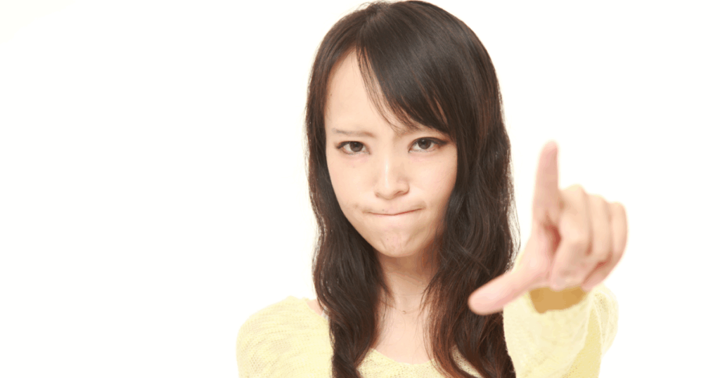 人のせいにする人の特徴と自分を正当化する心理