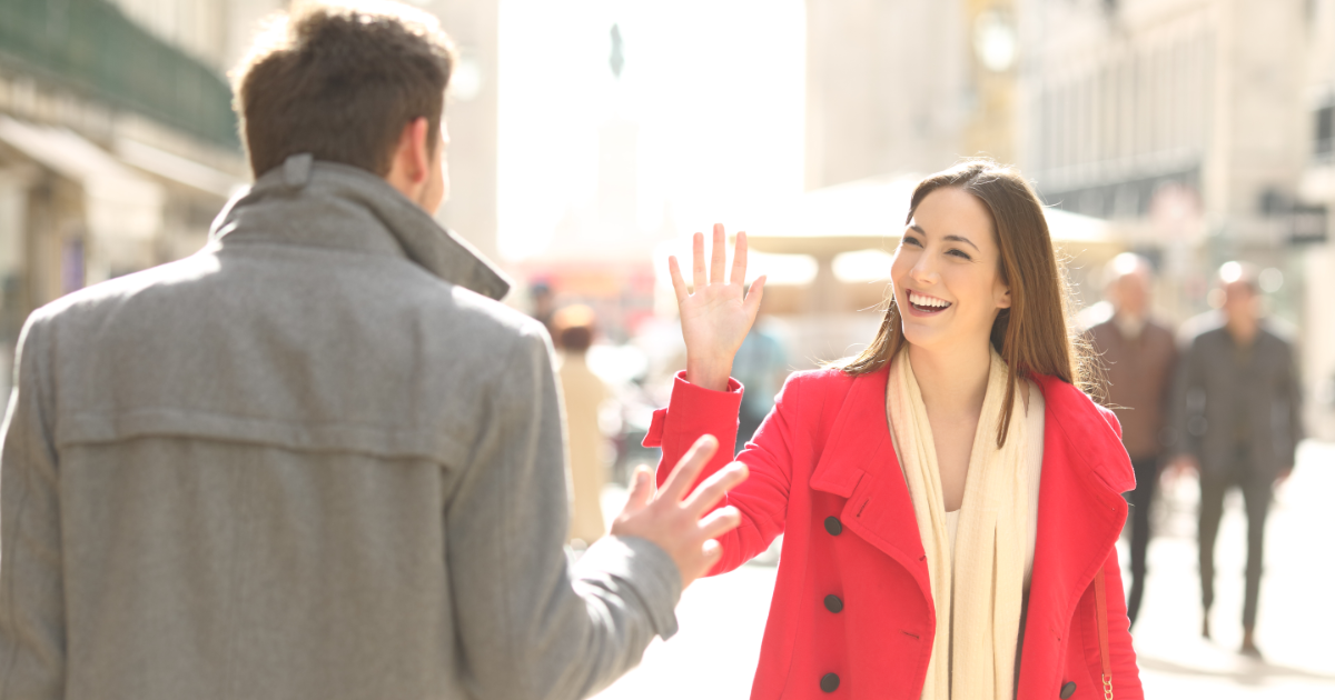 ふとした再会に隠された意味とは？"ばったり会う"偶然が導く心のメッセージ